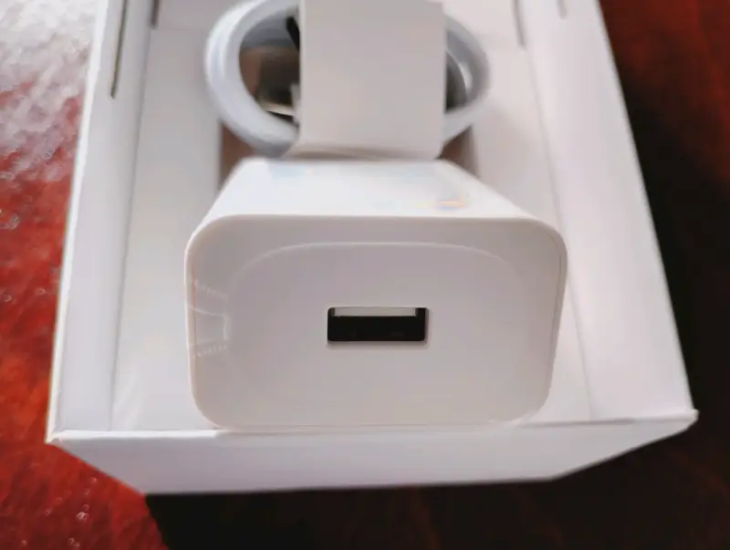Cargador Honor SuperCharge con cable USB 35 w - 2