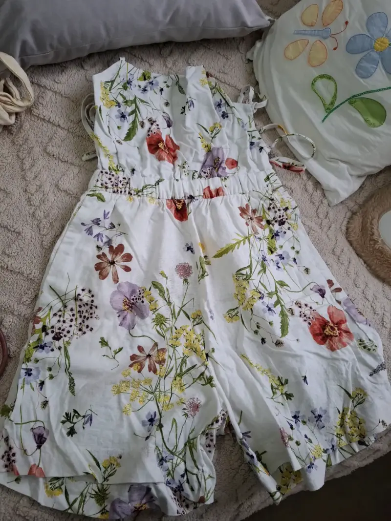 Enterito floral blanco para mujer