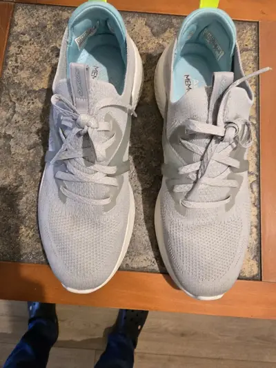 Zapatillas Skechers casi nuevas - miniatura 4