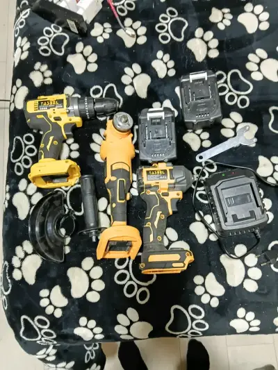 Set de herramientas eléctricas Tassel con accesorios - miniatura 2