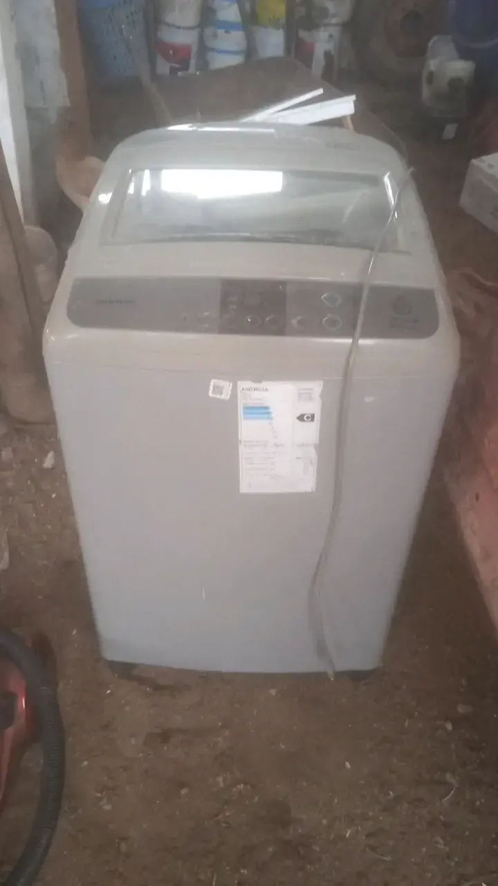 Lavadora Daewoo automática 11 kg en buen estado - 1