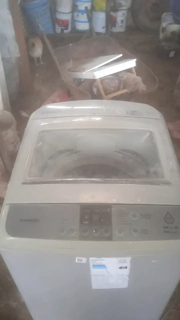 Lavadora Daewoo automática 11 kg en buen estado - 2