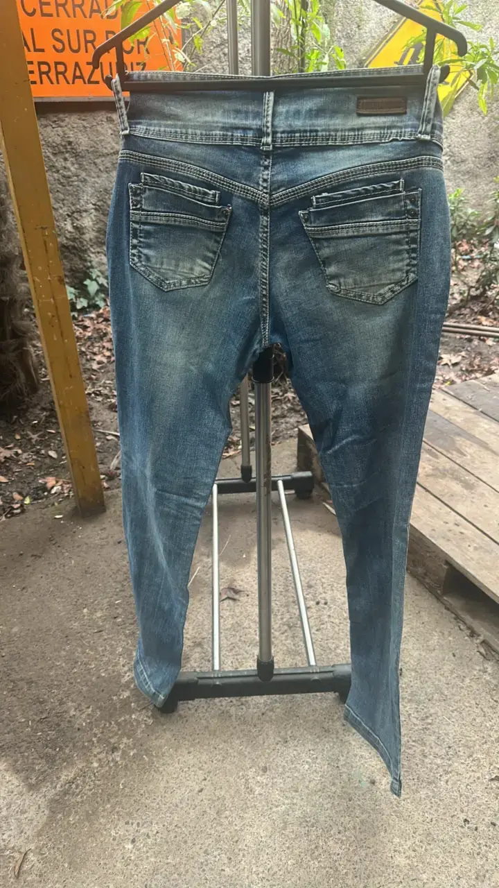 Jeans Americano azul desgastado para hombre - 2