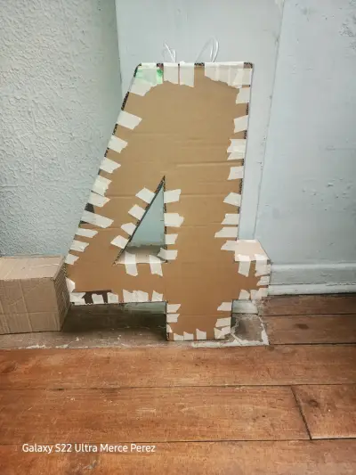 Números de cartón decorativos para fiestas - miniatura 2