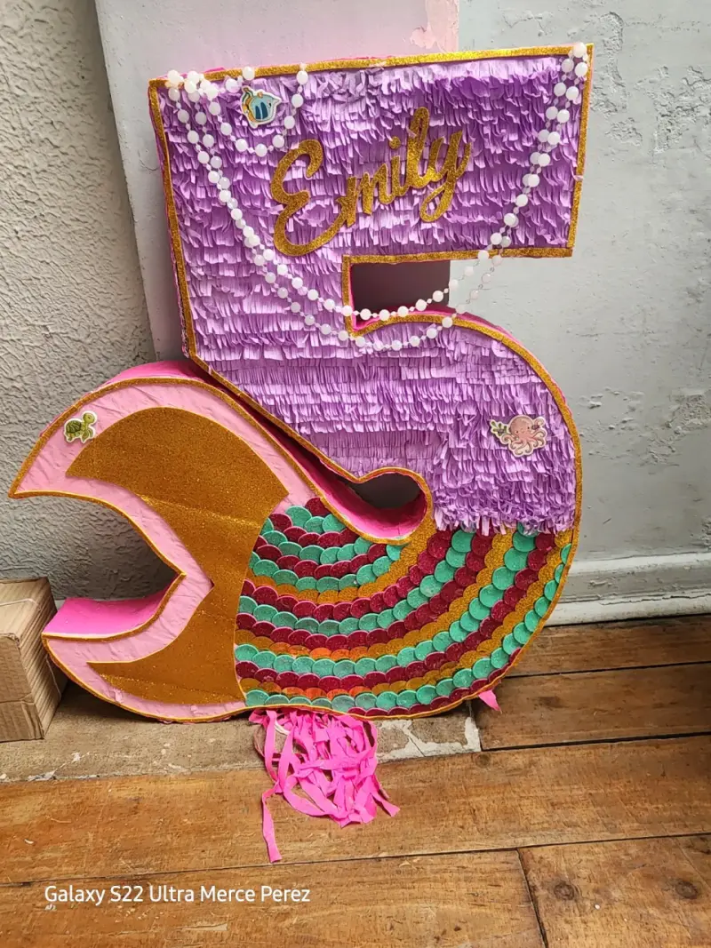 Números de cartón decorativos para fiestas - 4