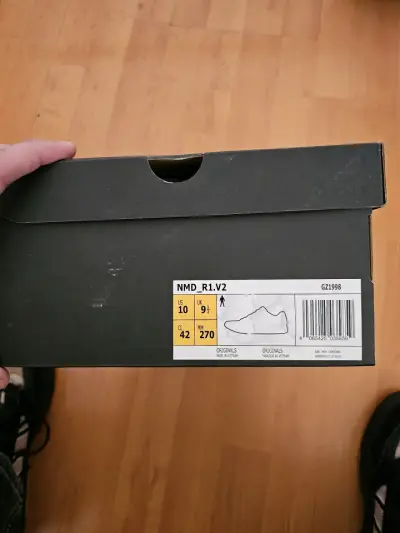 Zapatillas deportivas negras Adidas NMD_R1 V2 - miniatura 5