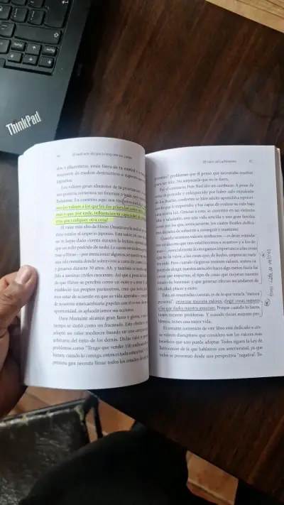Libro 'El Sutil Arte de que te Importe un Carajo' - miniatura 3