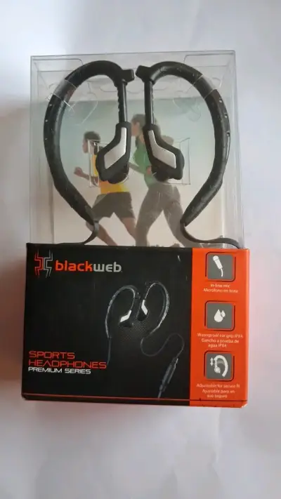 Audífonos deportivos Blackweb resistentes al agua - miniatura 1