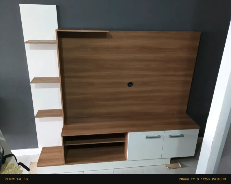 Mueble de TV con estantes y puertas - 5