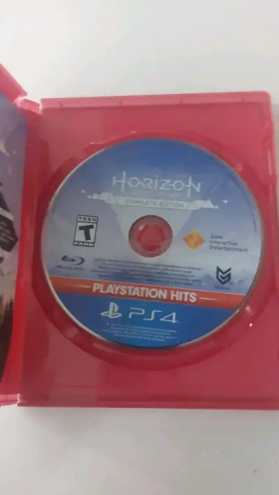Juego PS4 Horizon Zero Dawn Edición Completa - miniatura 3