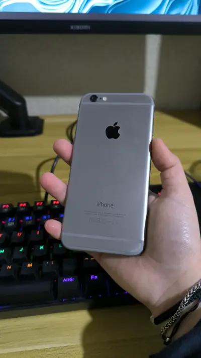 iPhone 6 Repuestos - miniatura 1
