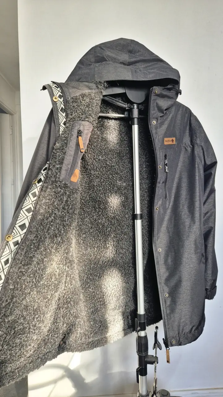 Chaqueta de invierno gris con capucha Buffalo - 2