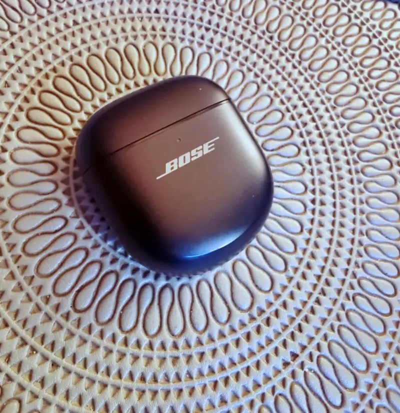 Audífonos inalámbricos Bose con estuche de carga - 3