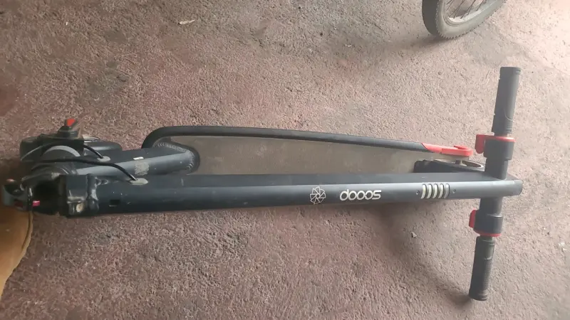 Scooter eléctrico plegable Soooo en buen estado - 2