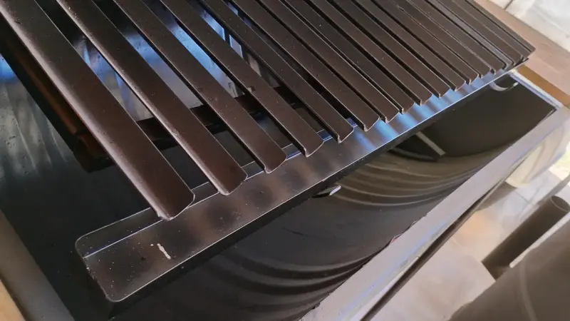Parrilla Barbacoa con tapa y ruedas - 5