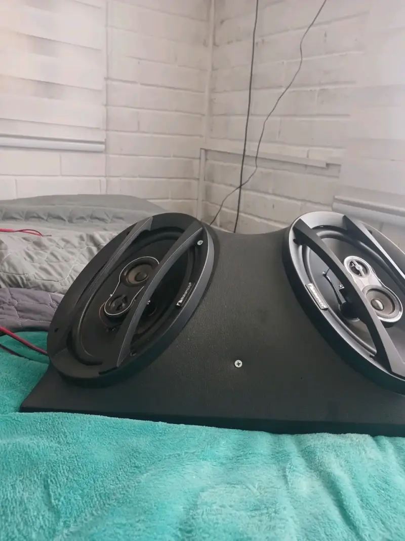 Parlantes Pioneer para auto con diseño moderno - 2