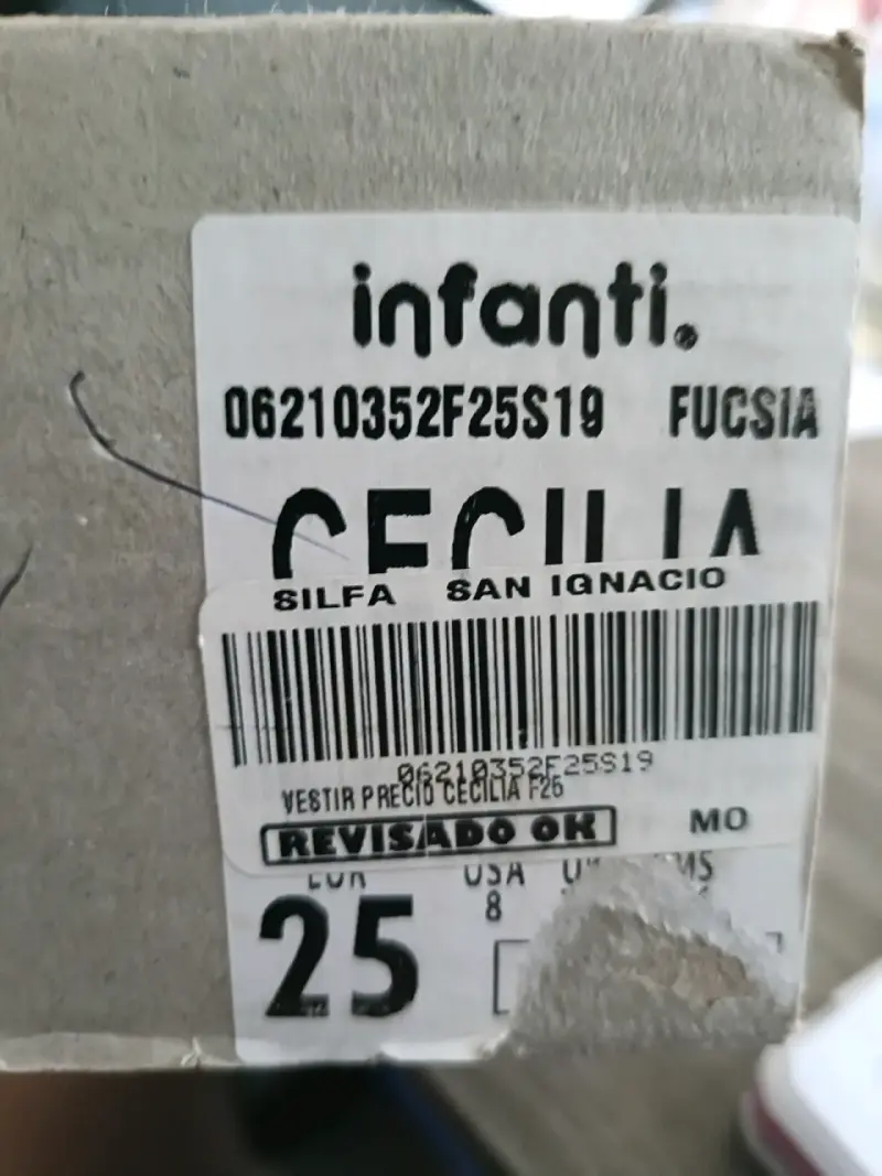 Sandalias para niña Infanti fucsia con diseño bordado - 3