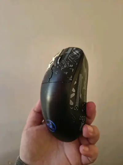 Mouse inalámbrico gamer HXSJ T90 con diseño ergonómico - miniatura 2