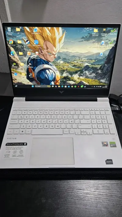 Laptop HP Victus Gaming Ryzen 5 8GB RAM - miniatura 1