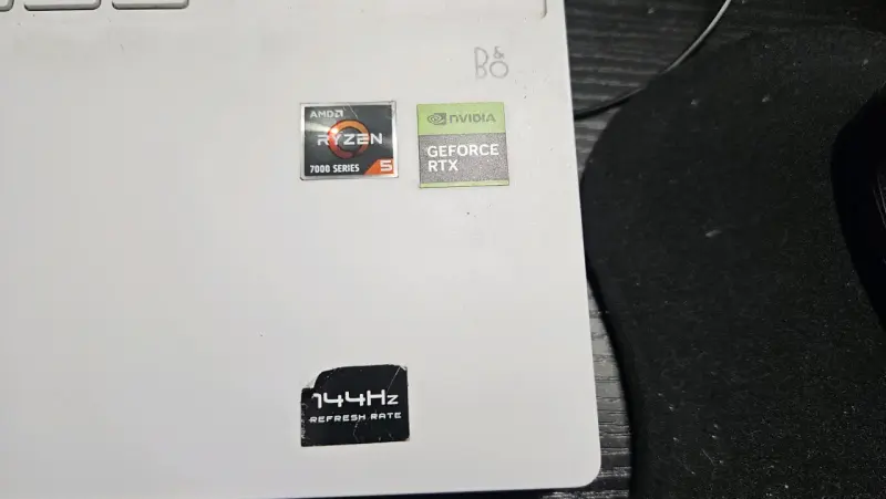 Laptop HP Victus Gaming Ryzen 5 8GB RAM - 4