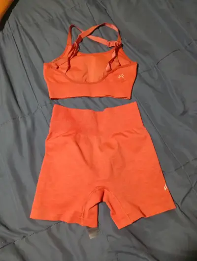 Ropa deportiva - miniatura 3