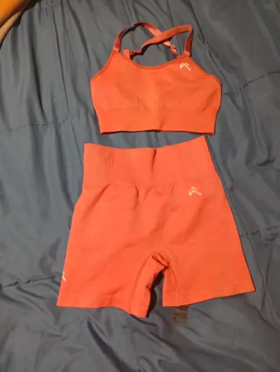 Ropa deportiva - miniatura 4