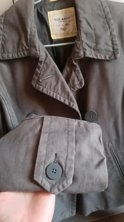 Chaqueta gris doble botonadura Old Navy - miniatura 4