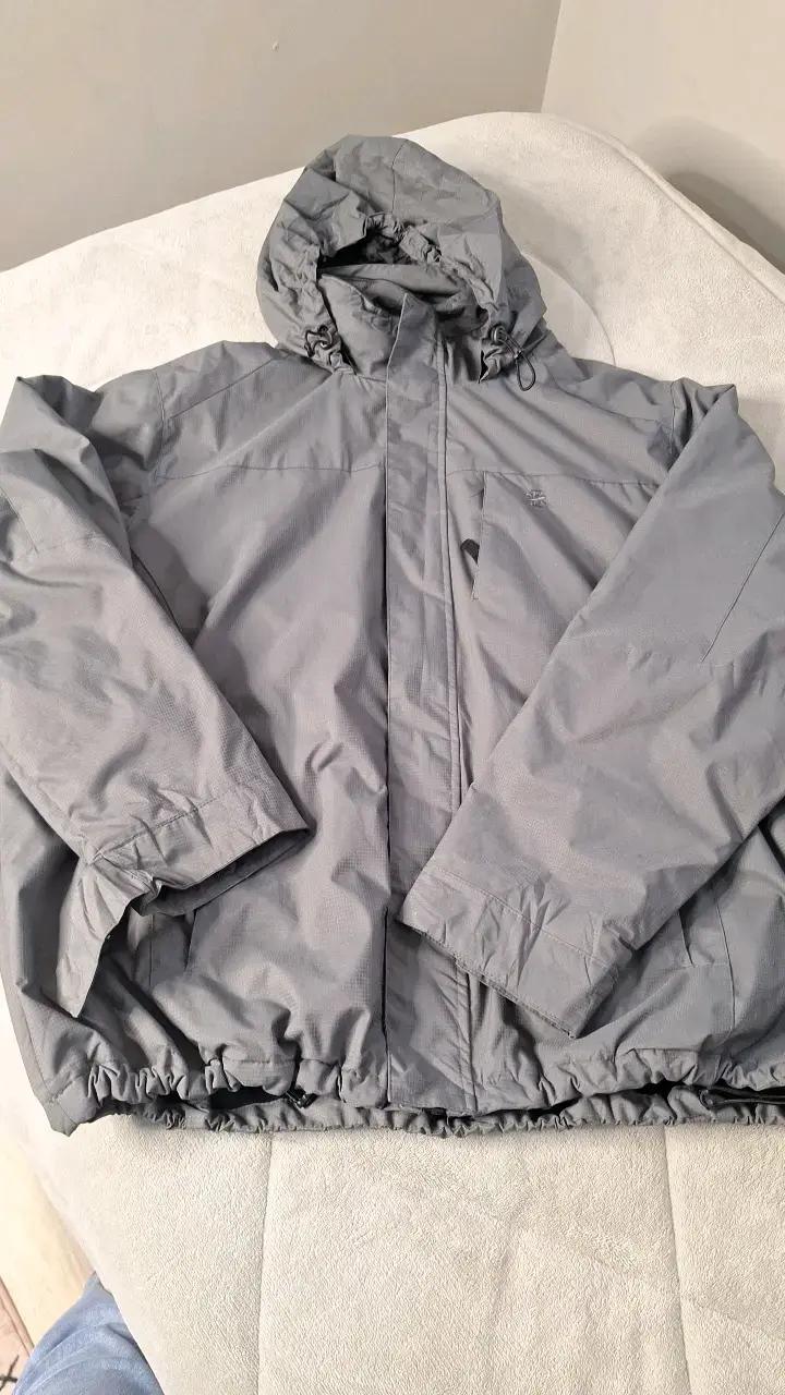 Chaqueta gris con capucha Izod - 1