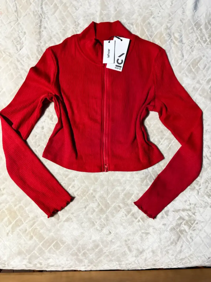 Chaqueta Roja de Punto con Cierre La Polar - 1