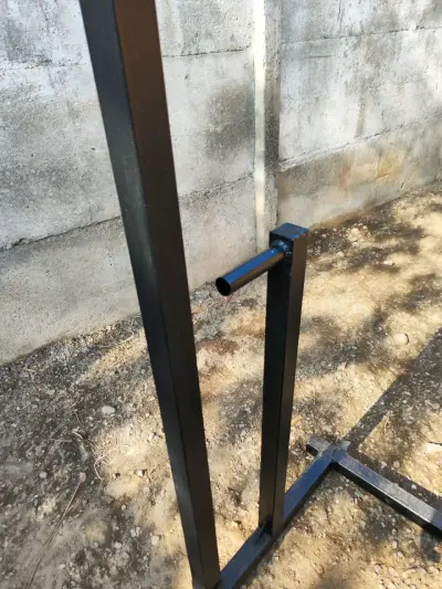 Estructura de metal para ejercicios - miniatura 6