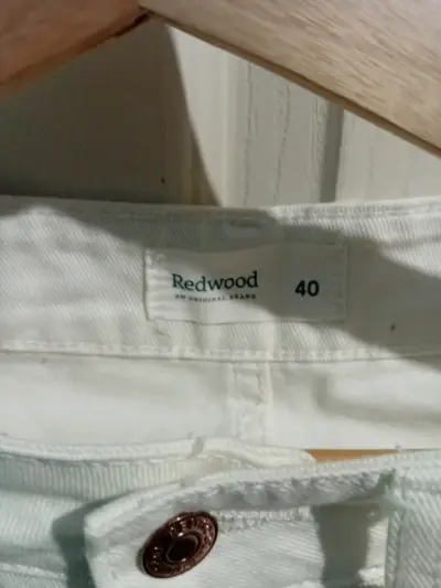 Shorts de mezclilla blancos Redwood - miniatura 2