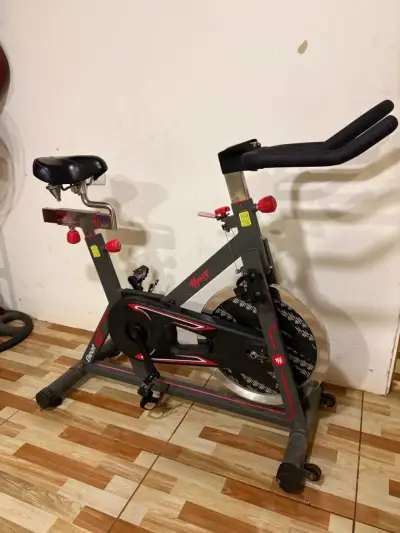 Bicicleta estática spin muvo beat 30 - miniatura 2