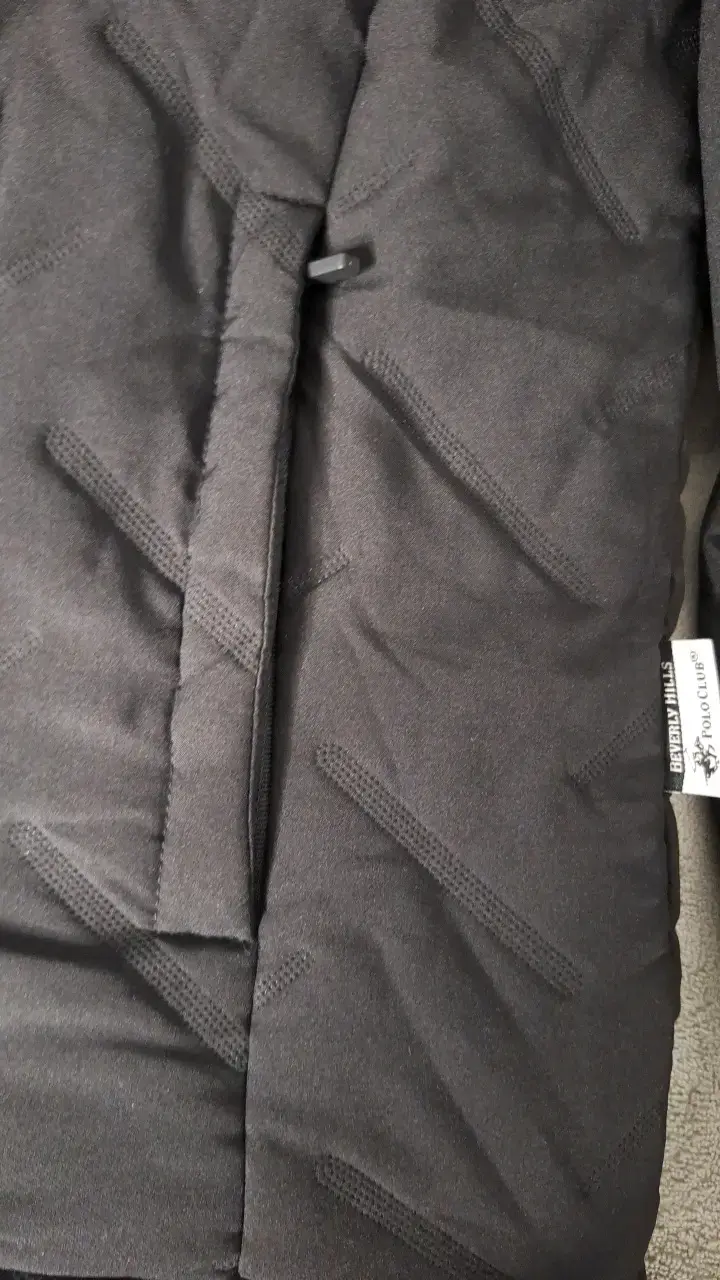 Chaqueta reversible negra y azul con logo bordado - 3