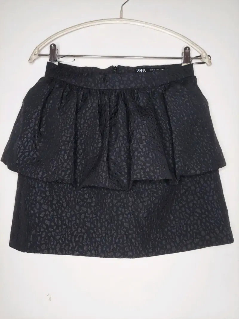 Falda negra Zara - 1