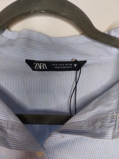 Blusa azul Zara - miniatura 3