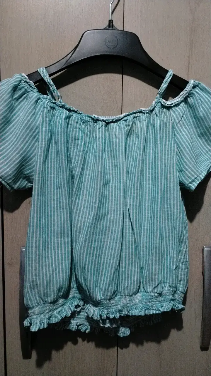 Blusa rayada turquesa con hombros descubiertos - 6