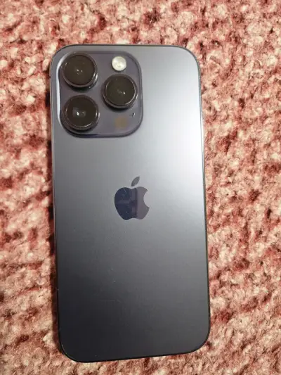 iPhone 14 Pro 256GB Deep Purple con cargador - miniatura 2