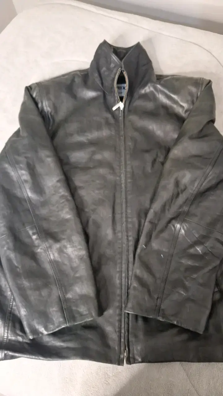 Chaqueta de cuero negra Matrix Collection