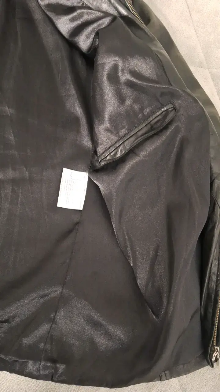 Chaqueta de cuero negra Matrix Collection - 4