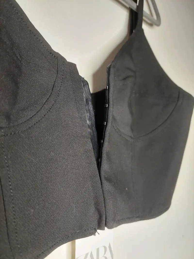 Top negro de tirantes Zara - 4