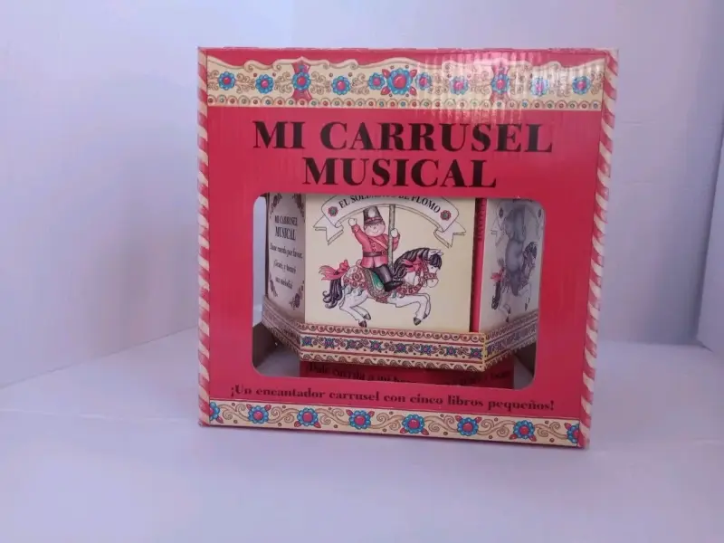 Carrusel Musical (Incluye 5 Libros Pequeños) - 4