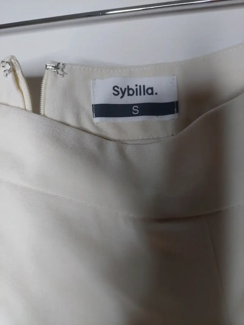Falda short beige Sybilla - 3