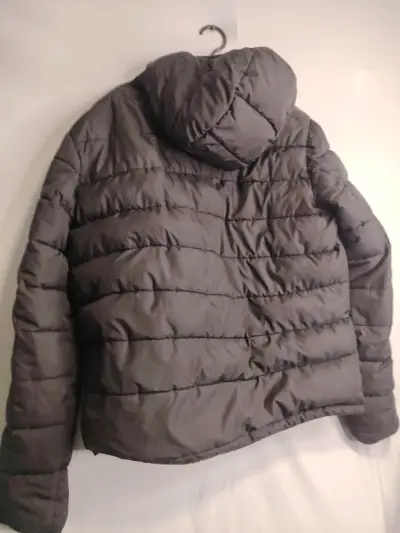 Chaqueta acolchada negra para hombre - miniatura 2