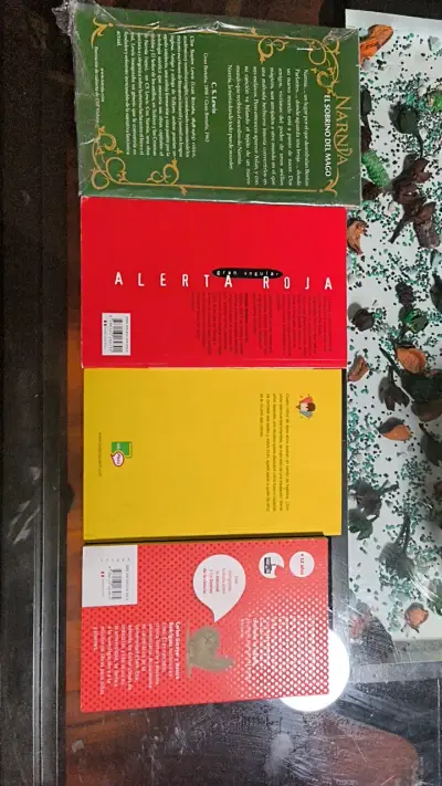 Lote de libros variados - miniatura 2