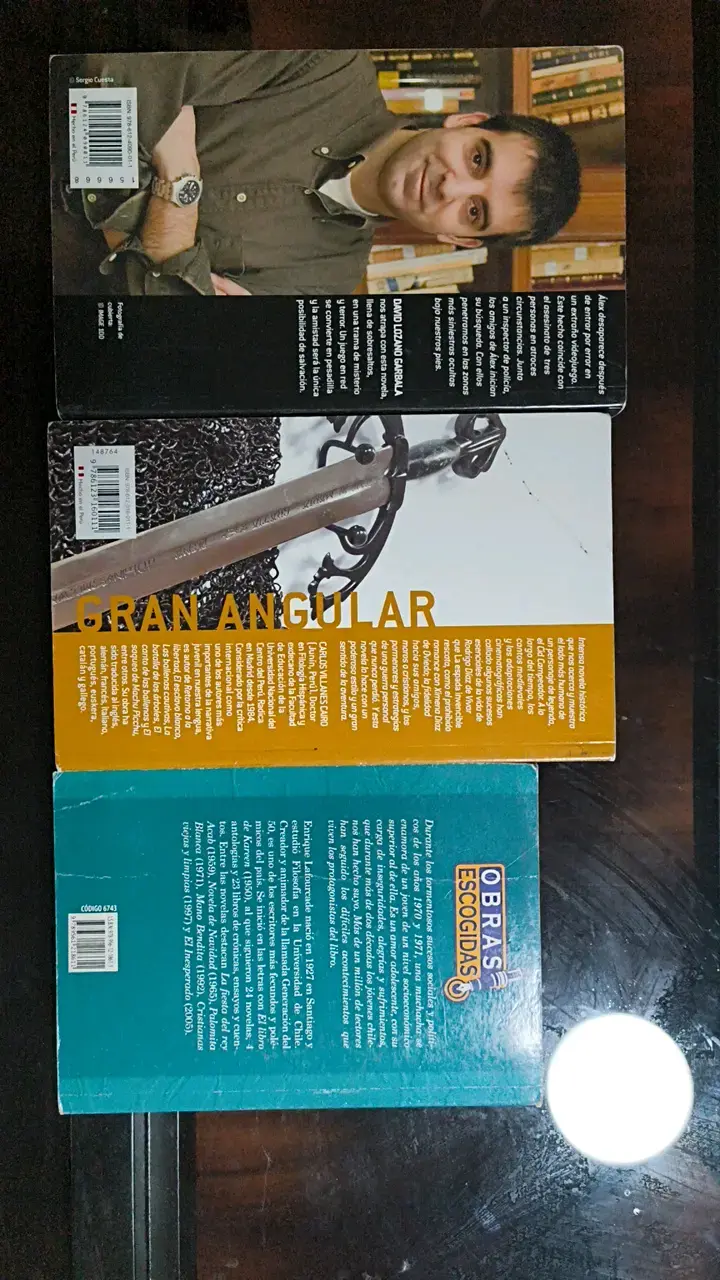 Lote de libros variados - 6