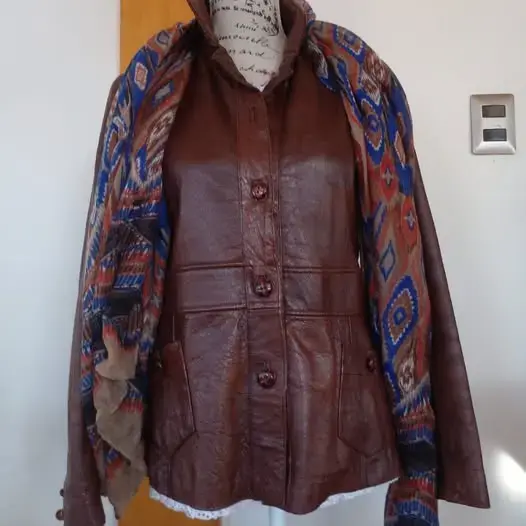 Chaqueta de cuero marrón para mujer - 2