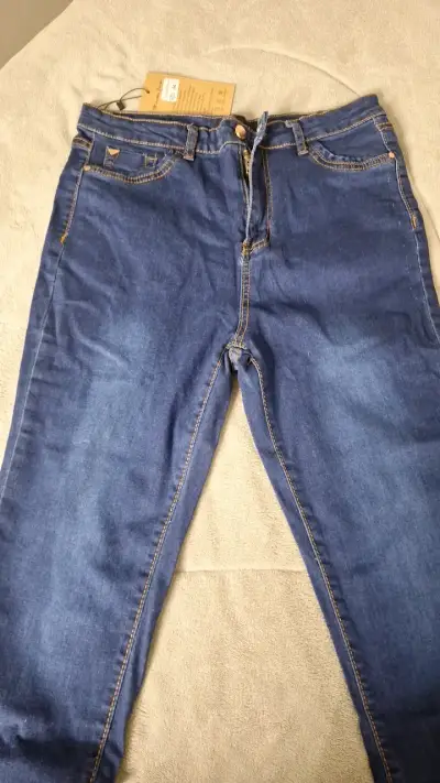 Jeans azul para mujer talla 44 pequeño(42) - miniatura 1
