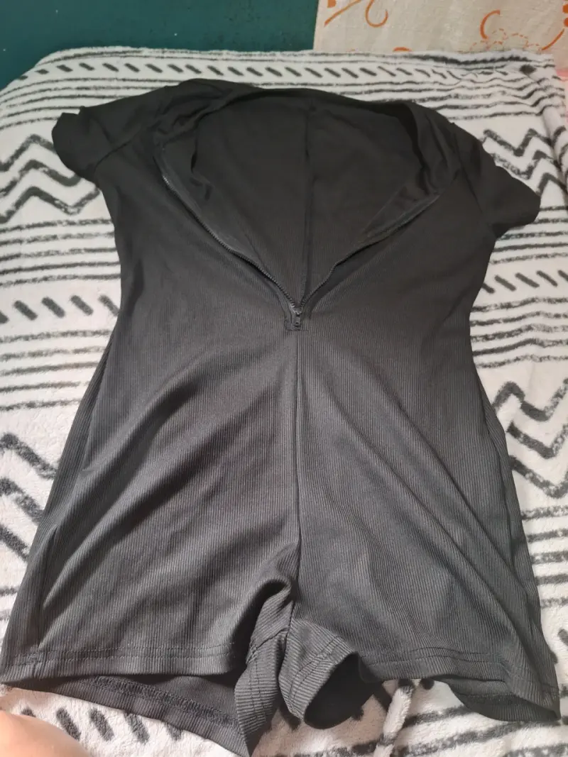 Shorts de mezclilla desgastados para mujer - 4
