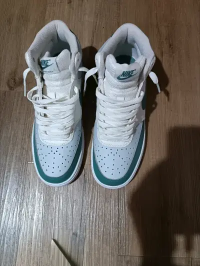 Zapatillas Nike Court Vision Mid Blancas y Verdes - miniatura 2