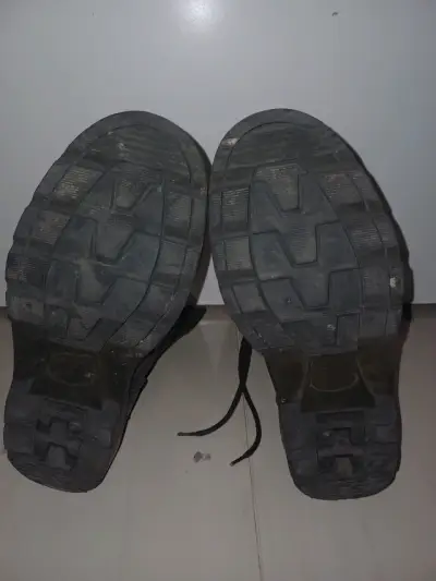 Bototos de cuero negro para hombre - miniatura 1